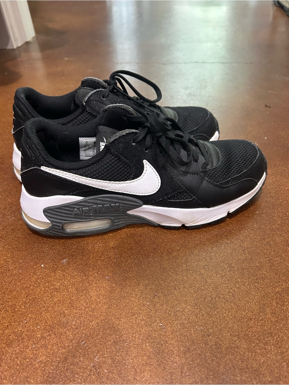 Nike Black & White Air Max Trainer Sneakers